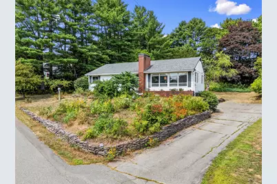 15 Mayflower Road, Hallowell, ME 04347 - Photo 2