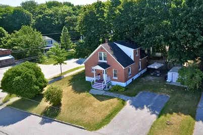 271 South Main Street, Auburn, ME 04210 - Photo 1