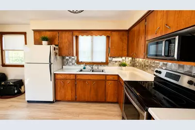 348 Sweden Street #B, Caribou, ME 04736 - Photo 6