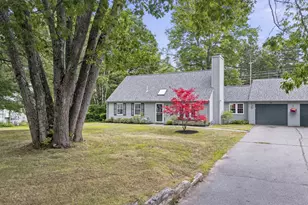 53 Willow Grove Rd, Brunswick, ME 04011 - Photo 6