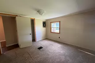 281 Foxcroft Rd, Houlton, ME 04730 - Photo 4