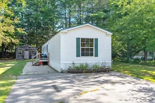 6 Donna Ln, Hollis, ME 04042 - Photo 2