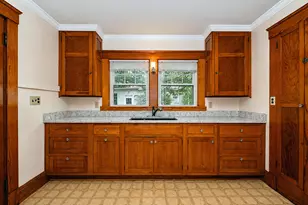 35 Chestnut St, Rockland, ME 04841 - Photo 4