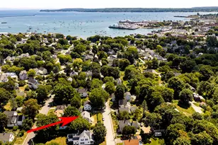 35 Chestnut St, Rockland, ME 04841 - Photo 6