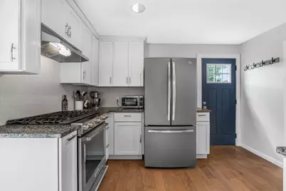 83 Vermont Avenue, Portland, ME 04103 - Photo 10