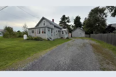 9 Bradley Street, Caribou, ME 04736 - Photo 2