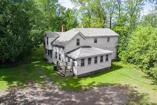 33 Elm St, Bradley, ME 04411 - Photo 4