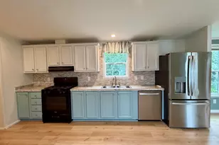 110 G Ct, Pittsfield, ME 04967 - Photo 2