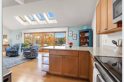 18 Crest Avenue, Boothbay Harbor, ME 04538 - Photo 20
