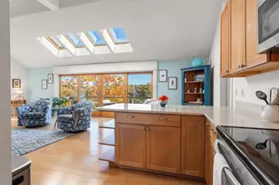 18 Crest Ave, Boothbay Harbor, ME 04538 - Photo 20