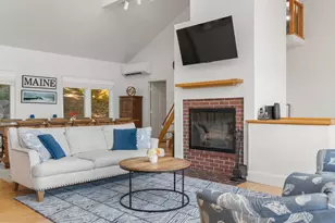 18 Crest Ave, Boothbay Harbor, ME 04538 - Photo 26