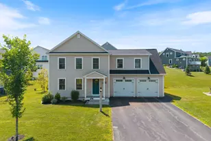 23 Bluebird Trl, Falmouth, ME 04105 - Photo 2