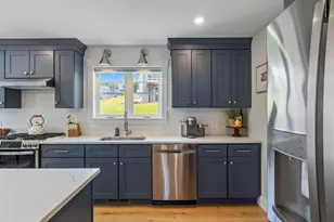 23 Bluebird Trl, Falmouth, ME 04105 - Photo 6