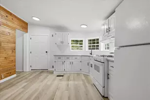 673 Lincoln St, Richmond, ME 04357 - Photo 8