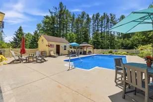 4 Cottagewood Ln, Kennebunk, ME 04043 - Photo 4