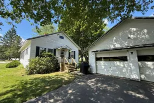 2 Broadway St, Baileyville, ME 04694 - Photo 12