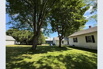 2 Broadway Street, Baileyville, ME 04694 - Photo 6