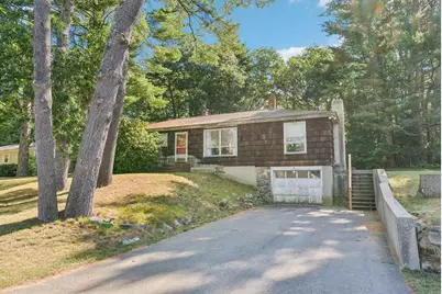 15 Mallett Drive, Topsham, ME 04086 - Photo 1