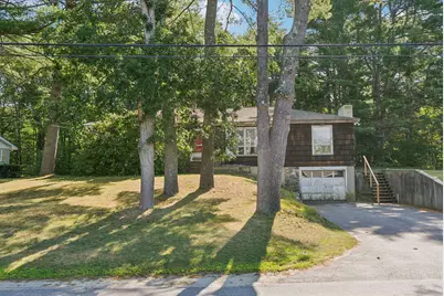 15 Mallett Drive, Topsham, ME 04086 - Photo 2