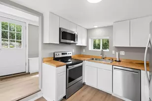 498 Washington St, Bath, ME 04530 - Photo 10