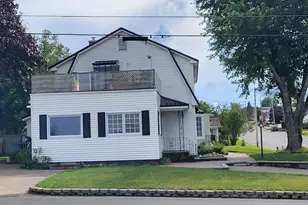 152 Mountainview Ave, Madawaska, ME 04756 - Photo 2