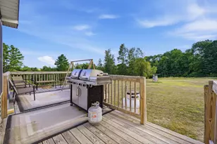 395 Lee Rd, Lincoln, ME 04457 - Photo 14