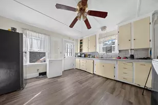 38 Towle St, Auburn, ME 04210 - Photo 14