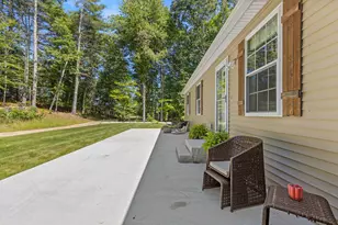 9 Emerald Wy, Windham, ME 04062 - Photo 6
