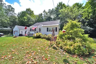 63 Park St, Houlton, ME 04730 - Photo 4