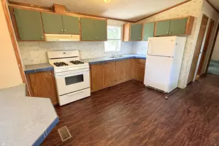29 Mri Dr, Skowhegan, ME 04976 - Photo 2
