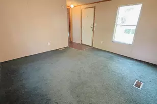 29 Mri Dr, Skowhegan, ME 04976 - Photo 8