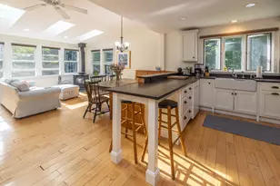170 Mountain St, Camden, ME 04843 - Photo 16