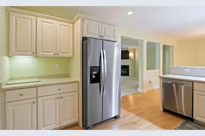100 Shepards Cove Road #F103, Kittery, ME 03904 - Photo 6