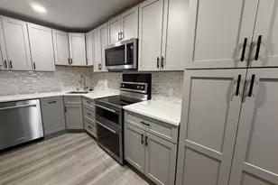 35 Mathews Ave, Waterville, ME 04901 - Photo 6