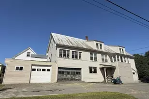 33 Clinton Ave, Winslow, ME 04901 - Photo 1