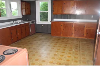 37 Houlton Road, Island Falls, ME 04747 - Photo 2