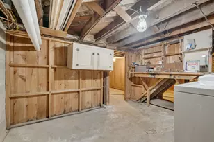 17 Belmont St, Brunswick, ME 04011 - Photo 46