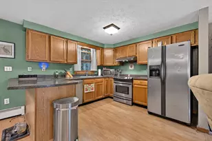 11 Split Oak Cir, Waterboro, ME 04061 - Photo 10