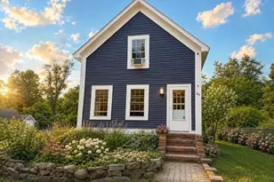 56 Eastern Ave, North Berwick, ME 03906 - Photo 2