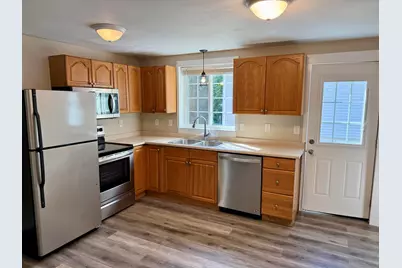 56 Eastern Avenue, North Berwick, ME 03906 - Photo 4