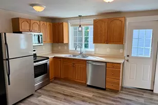 56 Eastern Ave, North Berwick, ME 03906 - Photo 4