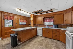 32 King St, Waterville, ME 04901 - Photo 2