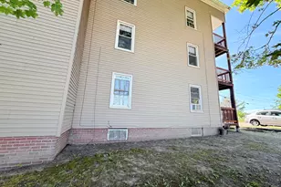 815 Lisbon St, Lewiston, ME 04240 - Photo 12