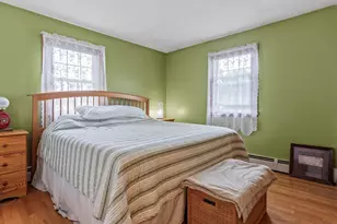 8 Debbie Ave, Biddeford, ME 04005 - Photo 20