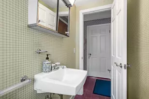 37 Longwood Dr, Portland, ME 04102 - Photo 18