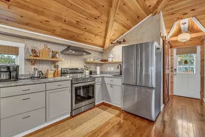 162 E Grand Avenue #301, Old Orchard Beach, ME 04064 - Photo 2