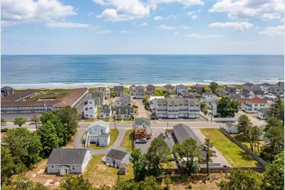162 E Grand Avenue #301, Old Orchard Beach, ME 04064 - Photo 1
