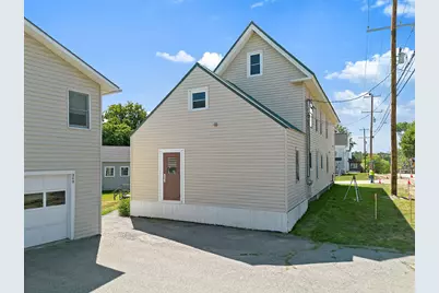 303 N Main Street, Pittsfield, ME 04967 - Photo 12