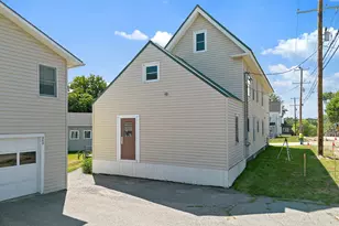303 N Main St, Pittsfield, ME 04967 - Photo 12
