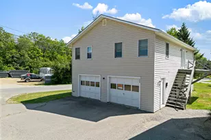 303 N Main St, Pittsfield, ME 04967 - Photo 10